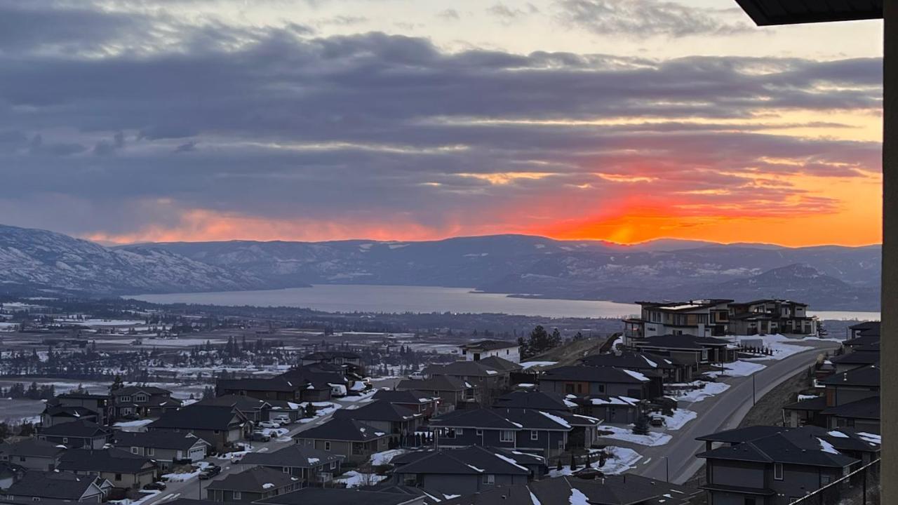 Kelowna New Lake View 2Bedrooms Close Big White Bagian luar foto